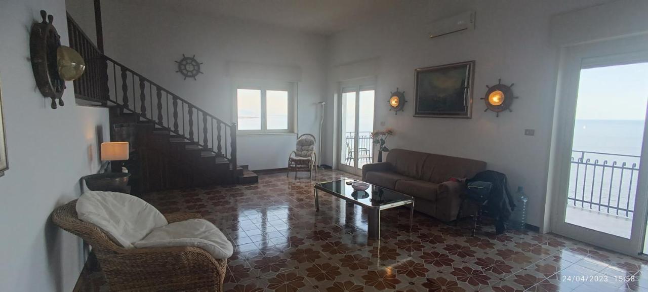 Villa La Timpa Acireale Exterior foto