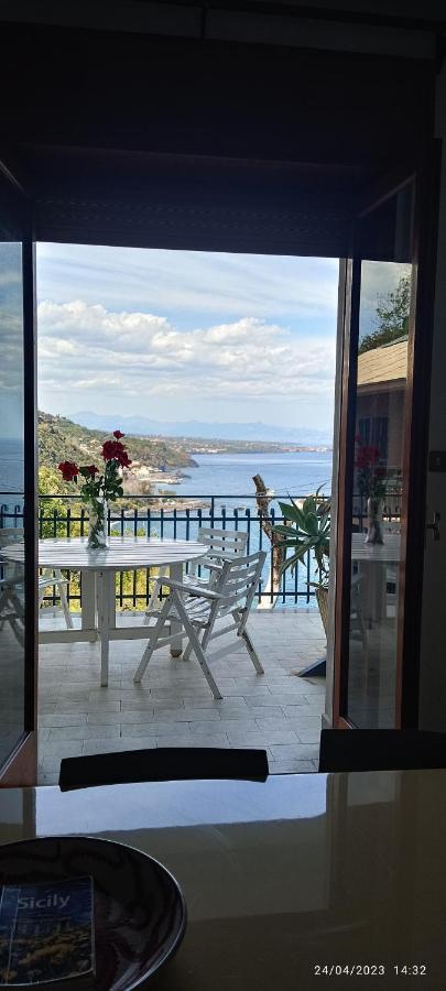 Villa La Timpa Acireale Exterior foto